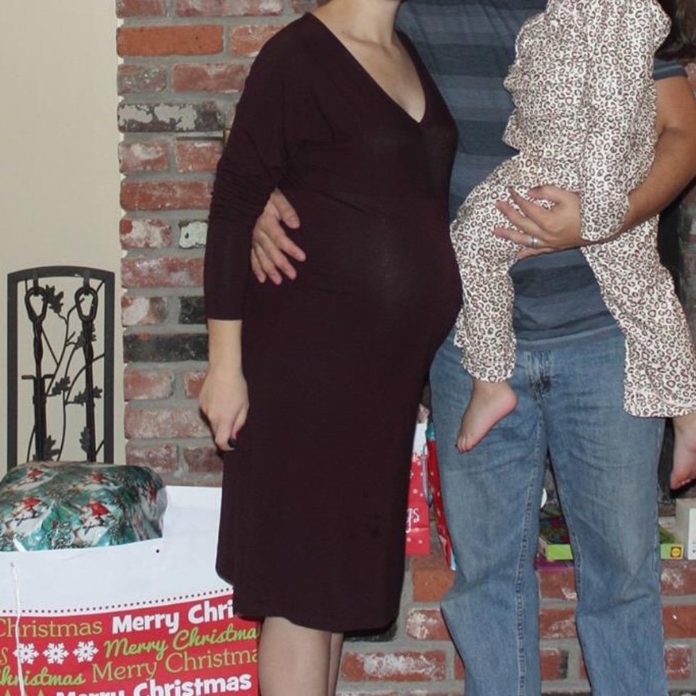 V-neck Gap Maternity Plum Medium Dress